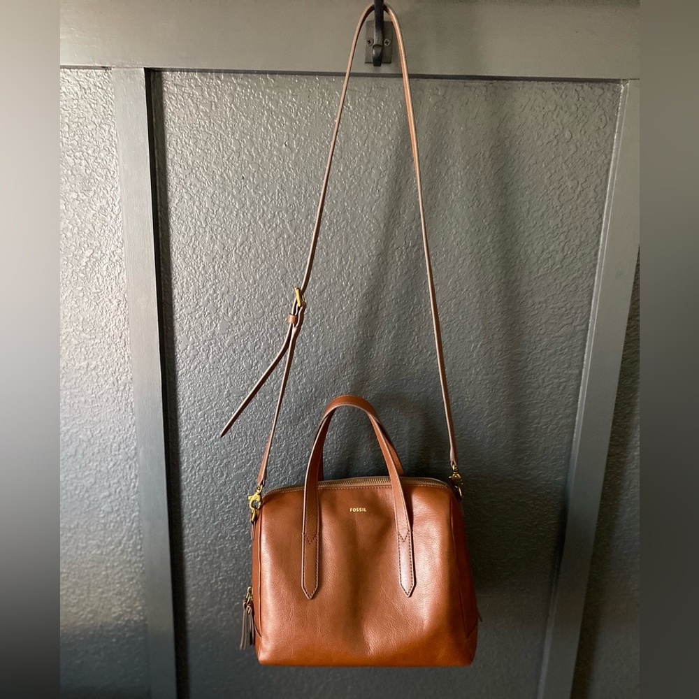 Fossil Sydney Satchel in Medium Brown